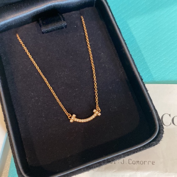 NEW Tiffany&Co T Smile 18k Rose Gold Diamond Necklace w/ Receipt Full Packaging - Picture 10 of 14